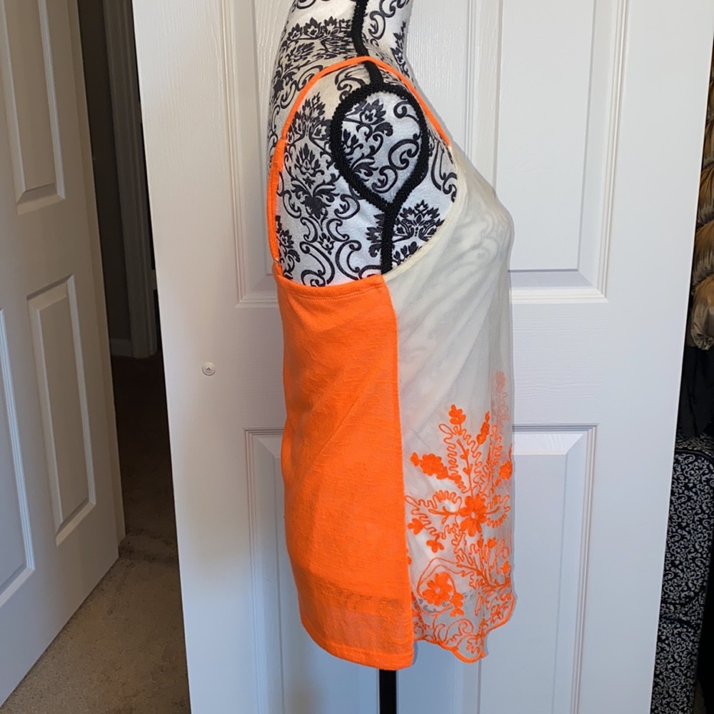 Daytrip Neón Orange Floral Embroidered Mesh Tank - Picture 11 of 14